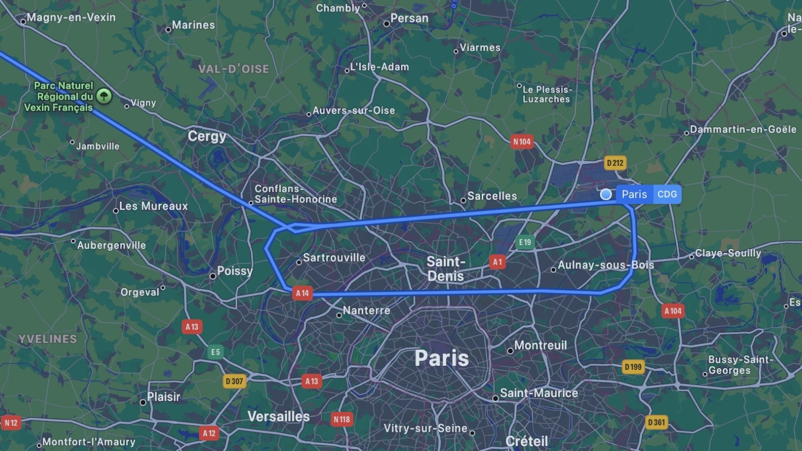 A flight map of the Paris region showing a flight coming in from the west, trying to land at CDG but doing a long, horizontal clockwise loop around Saint-Denis (north of Paris) before landing successfully